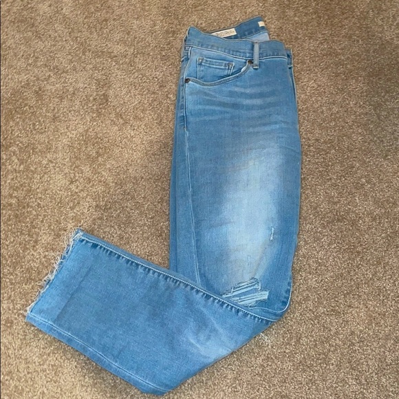 Levi’s Premium - Curvy Straight - Picture 3 of 5